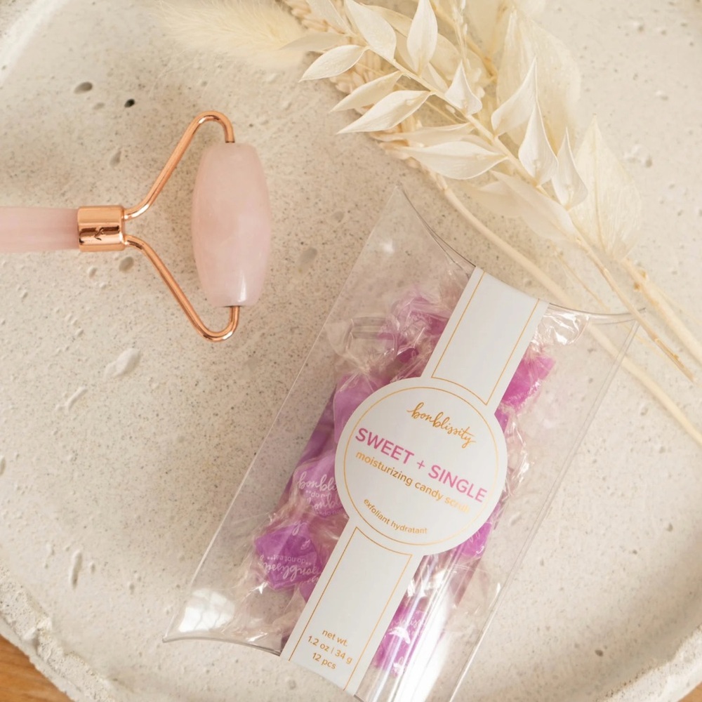 Sweet + Single Sugar Cube Candy Scrub - - Picture 5 of 15